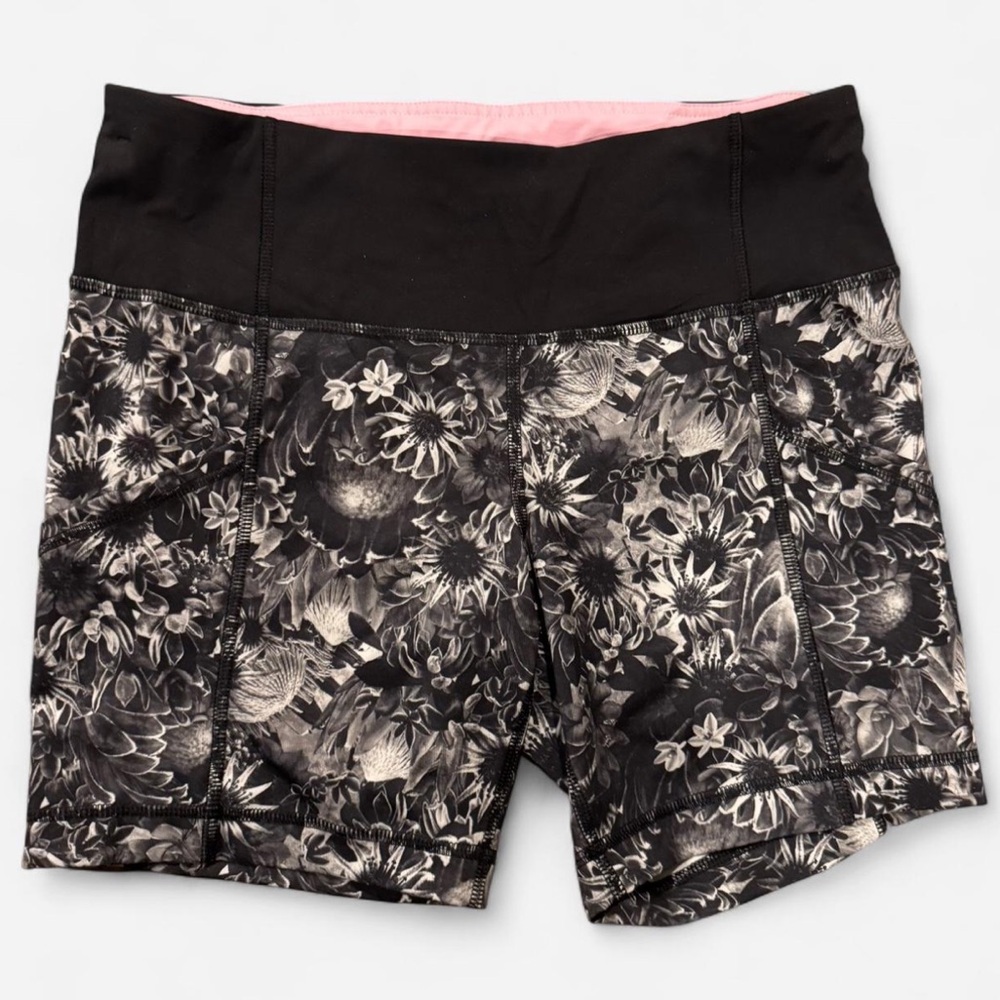 Lululemon Speed Shorts Black White Floral w/ Pink Zipper Sz 6